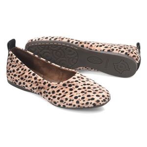 Born Women’s Boca Flat Shoes In Leopard
